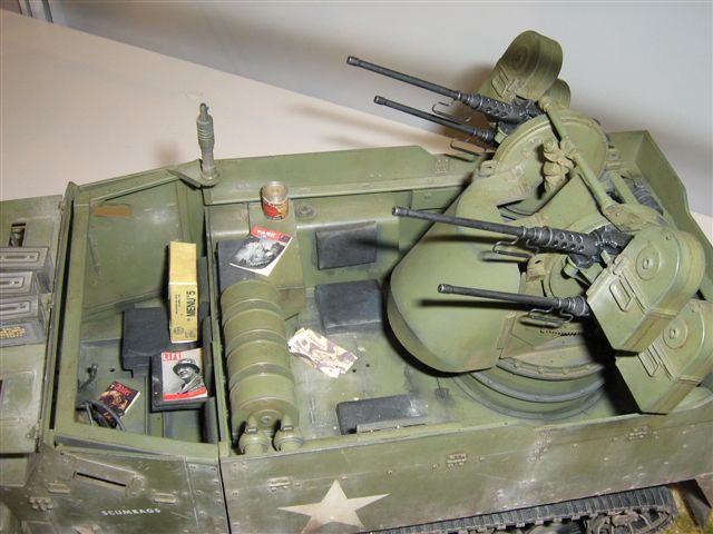 Trumpeter_1-16_Half-track_Multible_Gun_Motor_Carriage_M16_c