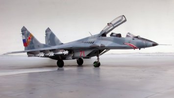 Revell_MiG-29UB_08