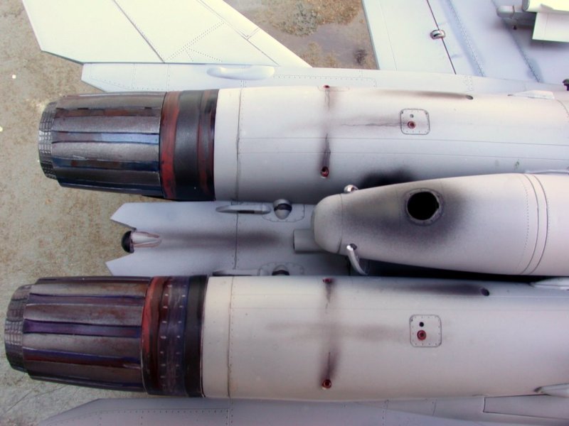 Revell_MiG-29UB_25