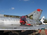 MiG-21F-13_Cottbus_16