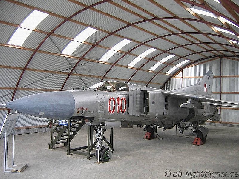 db_MiG-23ML_Polen_64