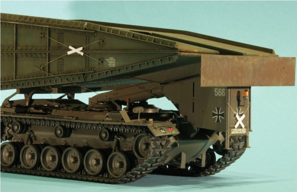 Brückenlegepanzer M48 A2 AVLB, Armored Vehicle Launched Bridge - Das